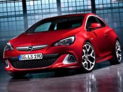 Opel-Astra-OPC-2013